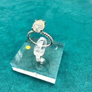 Certified 2CTTW Moissanite Diamond Oval Ring Size 7